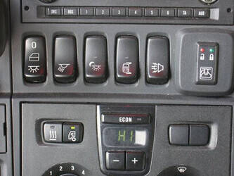 2013-scania-r730-1436135-46213677