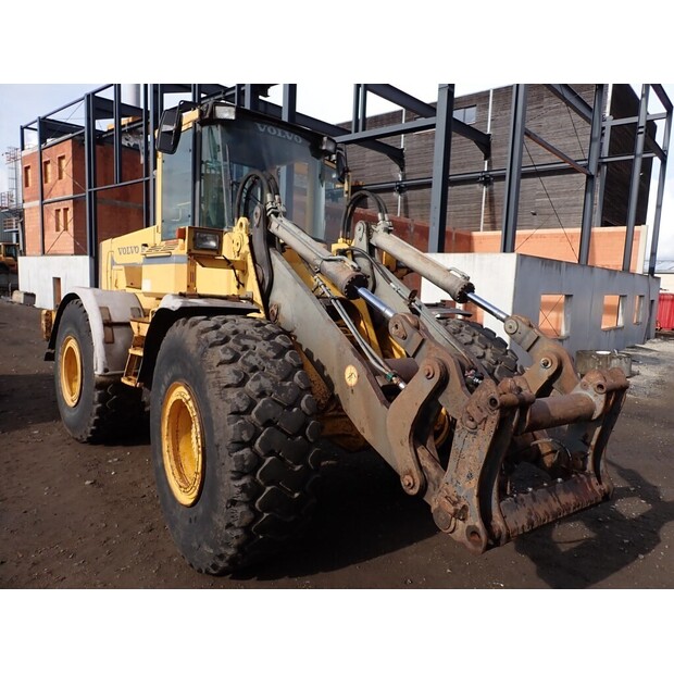 1992 فولفو L120B-46219999