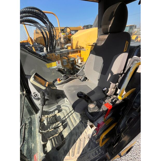 2015 Volvo ECR145DL-46220108