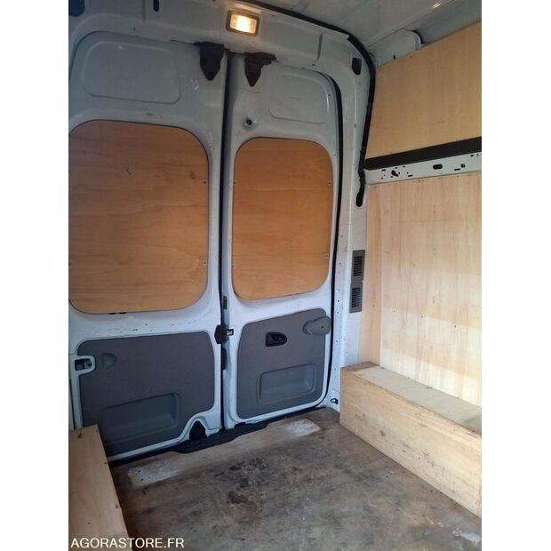 2006 رينو Trafic-46227286