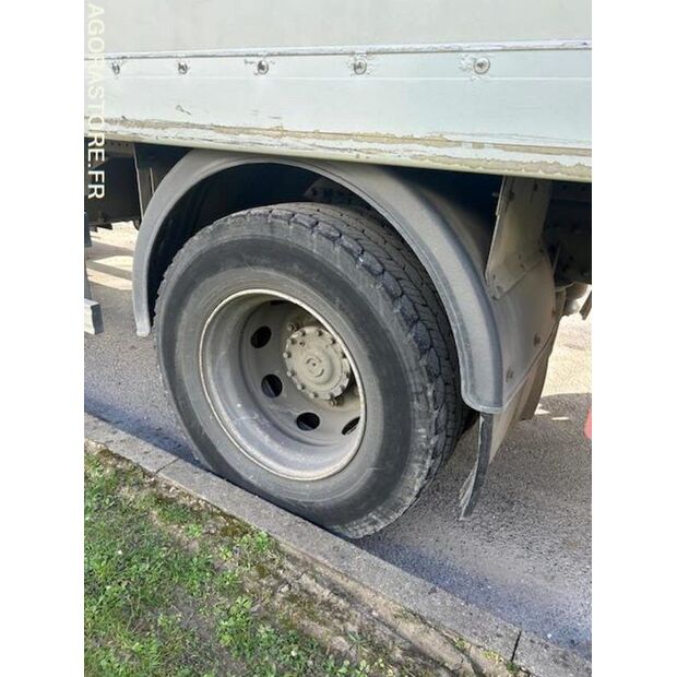 2014 رينو Midlum-46227345