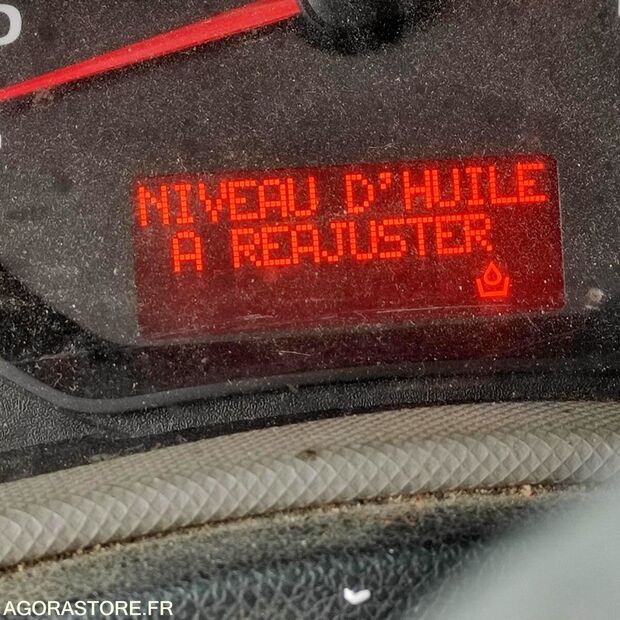 2013 رينو Master-46227478