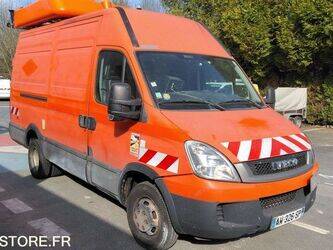 صورة ل عربات 2010 ايفكو 50C15