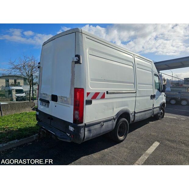 2005 Iveco 35C12-46227688
