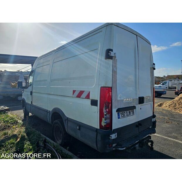 2005 Iveco 35C12-46227689