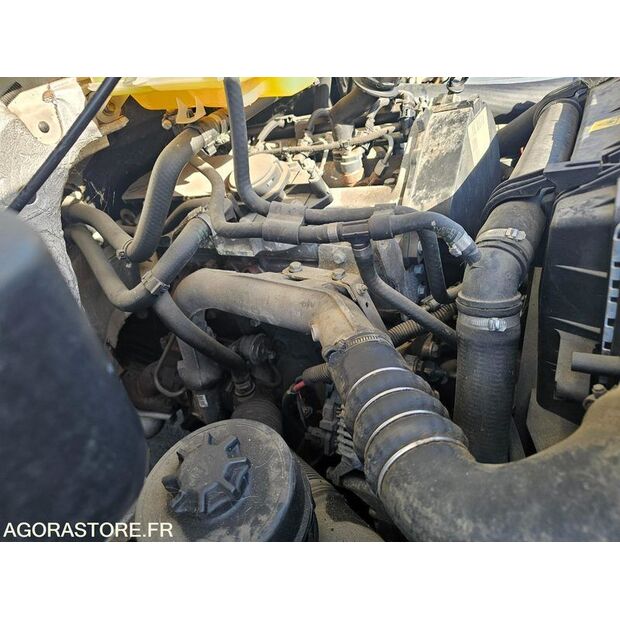 2005 Iveco 35C12-46227701