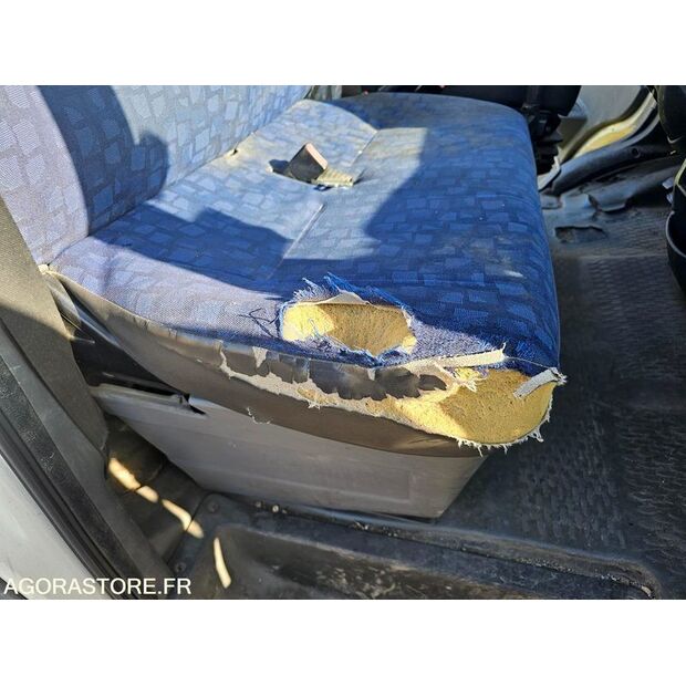 2005 Iveco 35C12-46227729