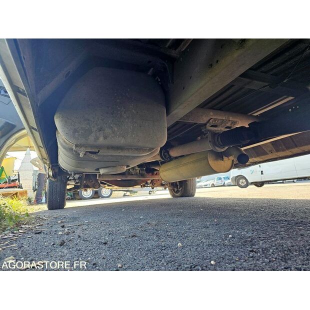 2005 Iveco 35C12-46227733