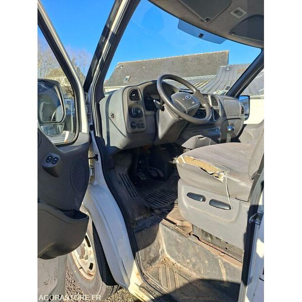 2005 Ford TRANSIT-46227737