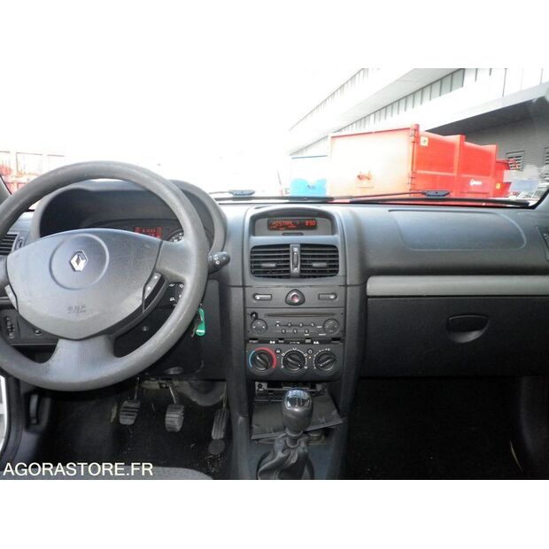 2010 رينو Clio-46227790
