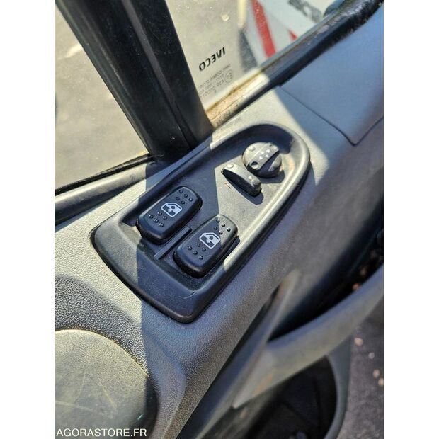 2007 Iveco 35C12-46227866