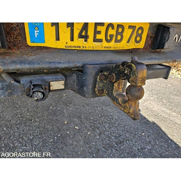 2007 Iveco 35C12-46227902