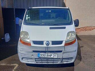 صورة ل عربات 2004 رينو Trafic