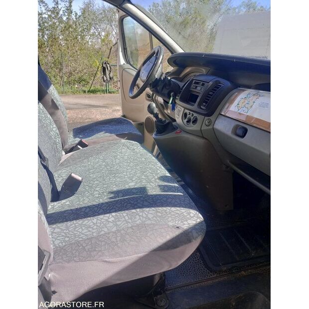 2004 Renault Trafic-46227949