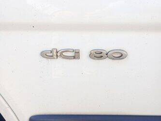 2004-renault-trafic-1436230-46227950