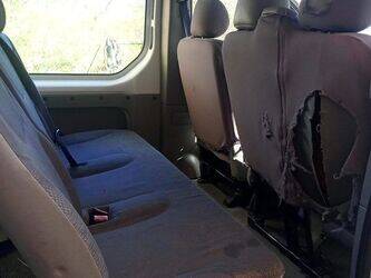 2004-renault-trafic-1436230-46227953