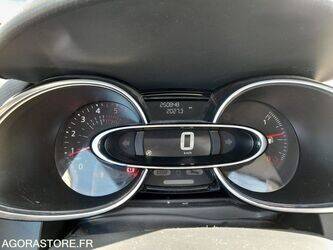 2017-renault-clio-1436235-46228036