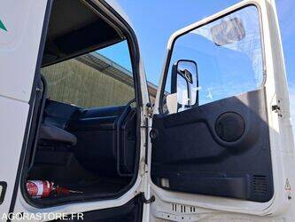 2001-volvo-fh12-1436236-46228038