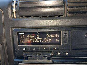 2001-volvo-fh12-1436236-46228039