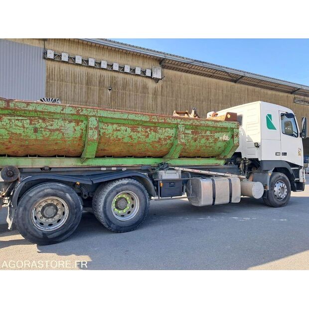 2001 Volvo FH12-46228041