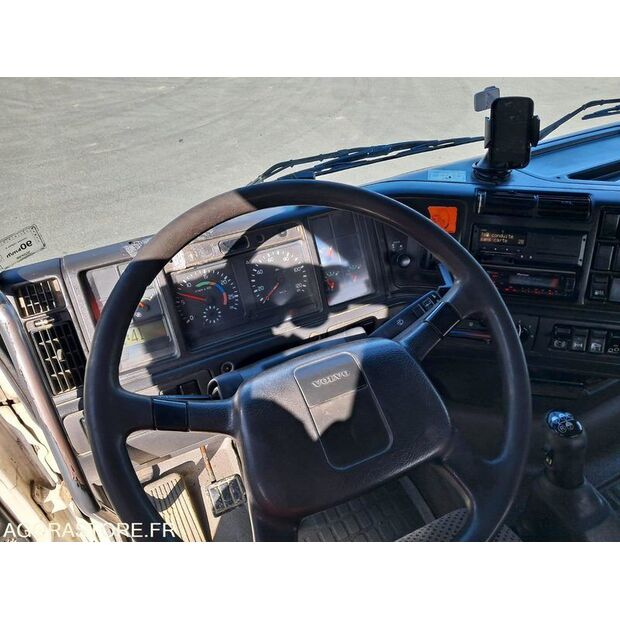 2001 Volvo FH12-46228046