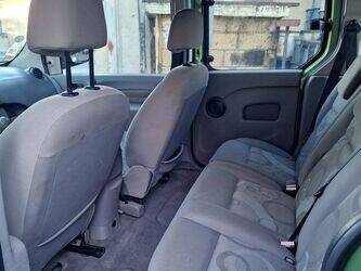 2008-renault-kangoo-1436239-46228061