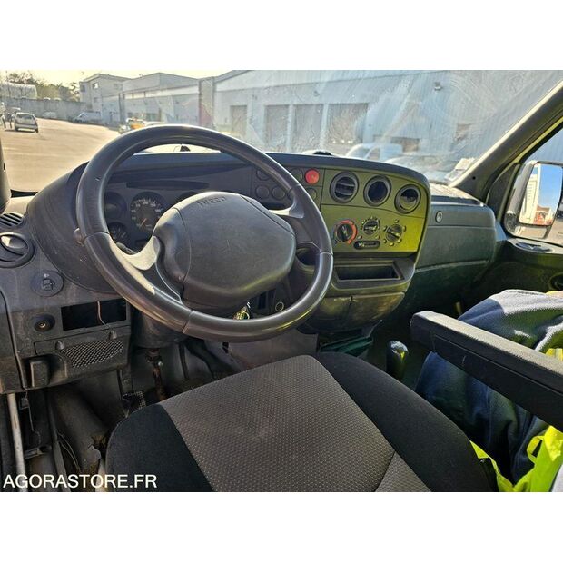 2006 Iveco 35C12-46228077