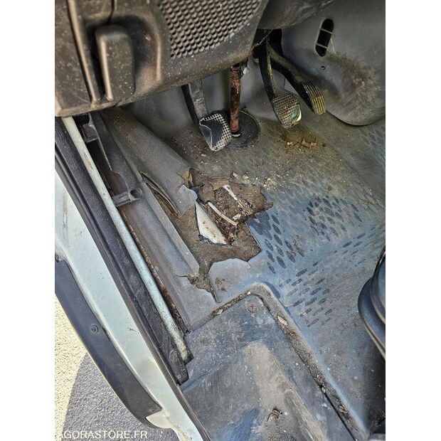 2006 Iveco 35C12-46228081