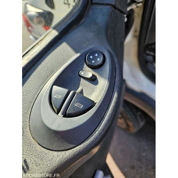 2006 Iveco 35C12-46228082