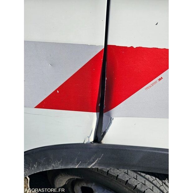 2006 Iveco 35C12-46228099