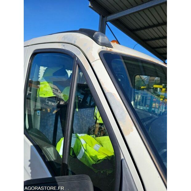 2006 Iveco 35C12-46228106