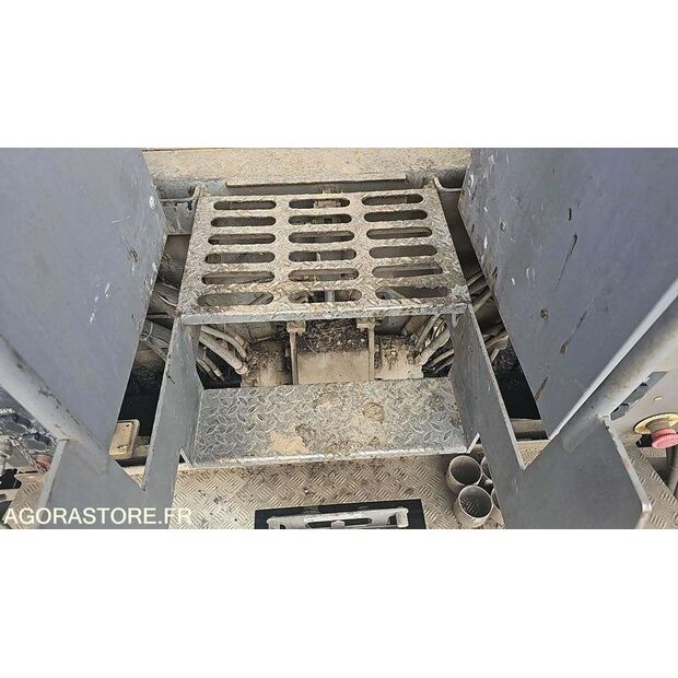 فولفو ABG7820B-46228174