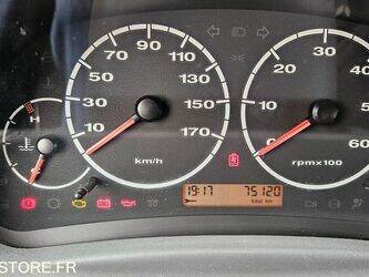 2005-peugeot-boxer-1436245-46228210