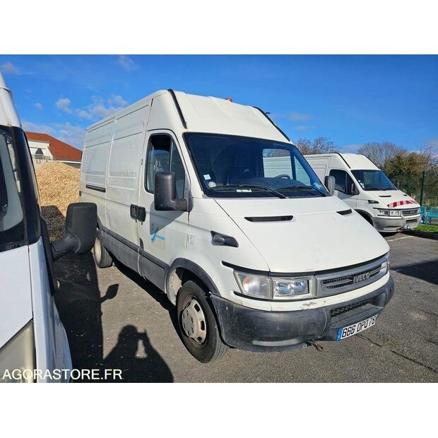 2005 ايفكو 35C12-46228288