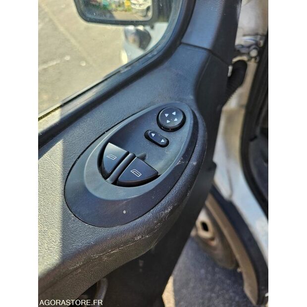 2005 ايفكو 35C12-46228299