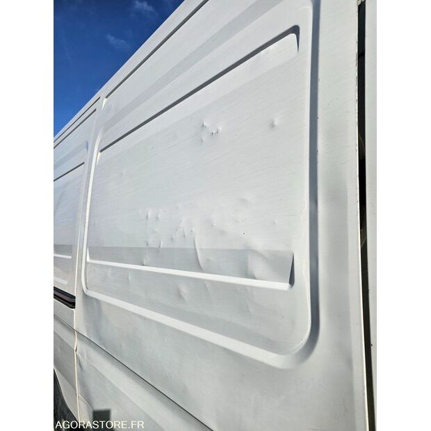 2005 ايفكو 35C12-46228319