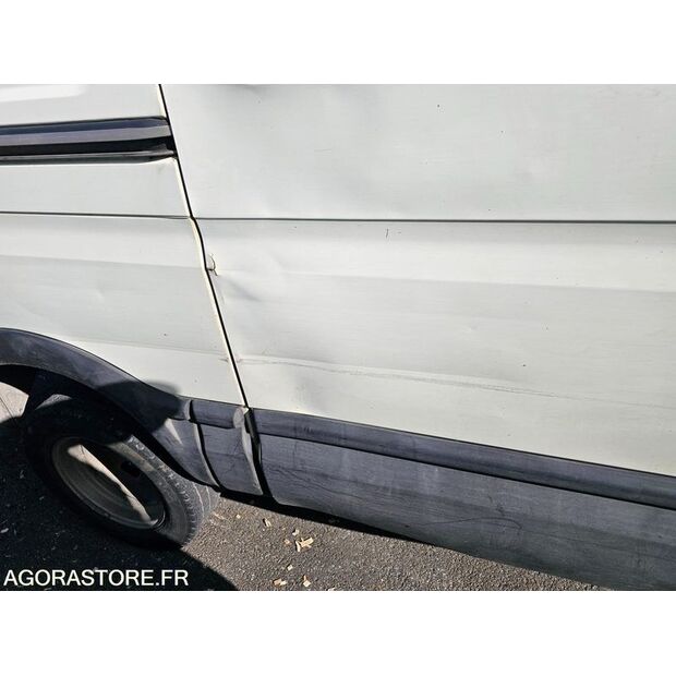 2005 ايفكو 35C12-46228322