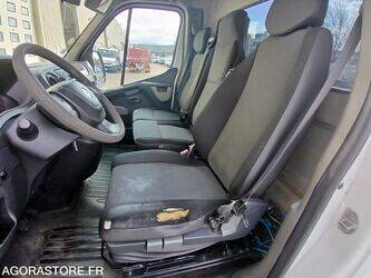 2015-renault-master-1436254-46228363