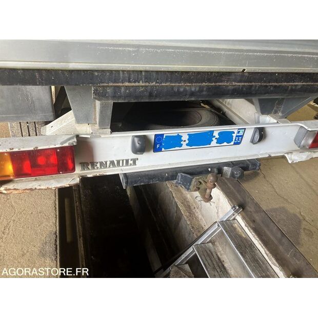 2002 Renault Master-46228418