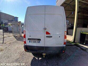 2012-renault-master-1436260-46228448