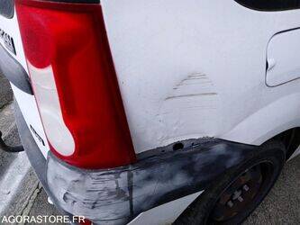 2008-dacia-logan-1436263-46228503