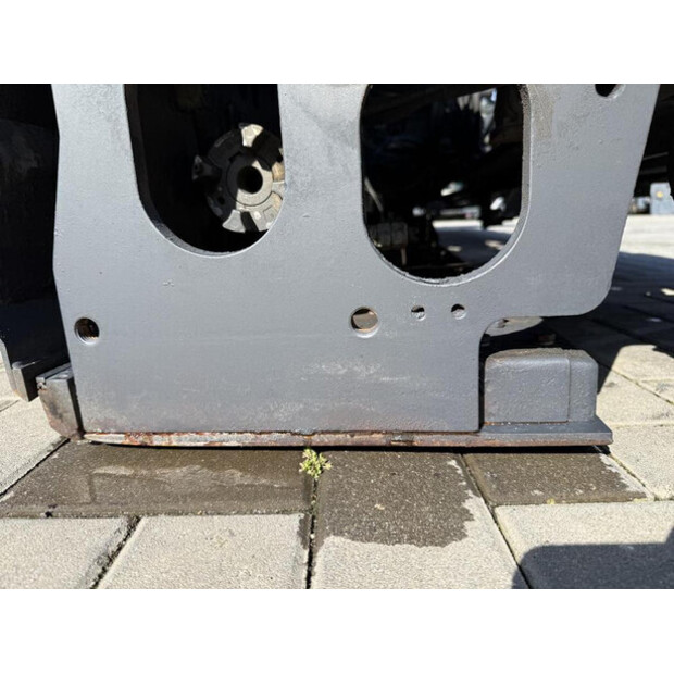 2019 ديناباك SD 2500 CS-46228636