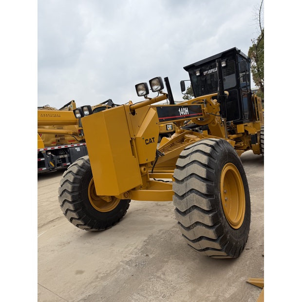 2024 Caterpillar 140K-46228731
