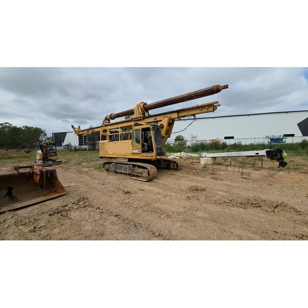 2002 Mait HR130-46228780