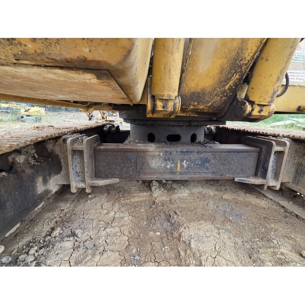 2002 Mait HR130-46228784