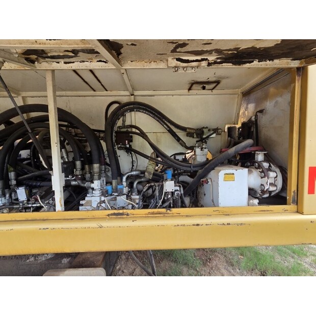 2002 Mait HR130-46228790