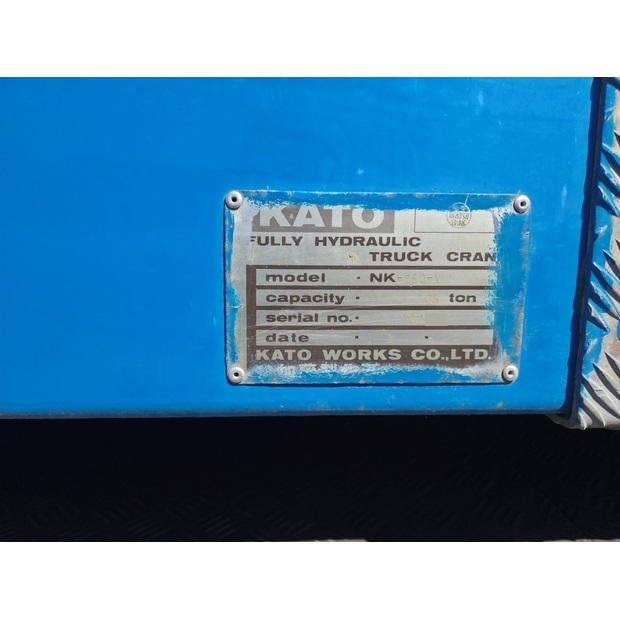 2024 كاتو NK250-46228833