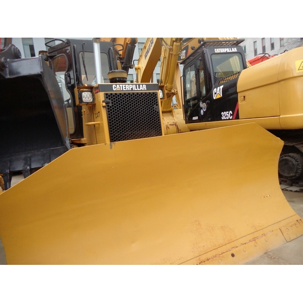 2022 كاتربيلر D5M-46228860