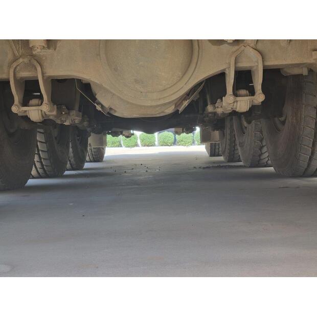 2005 Liebherr LTM1100-5.2-46228903