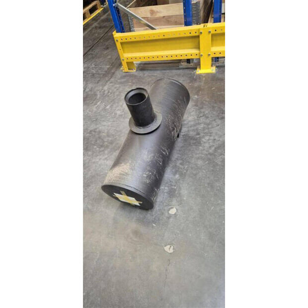 2025 كوماتسو MUFFLER 6251-11-5950-46229004